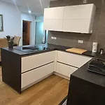 Stilvolle Mit Wohlfuehlfaktor Oberhausen-Rheinhausen