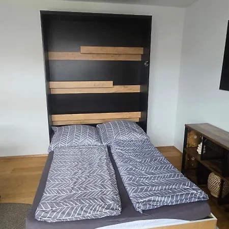 Stilvolle Mit Wohlfuehlfaktor Apartment *